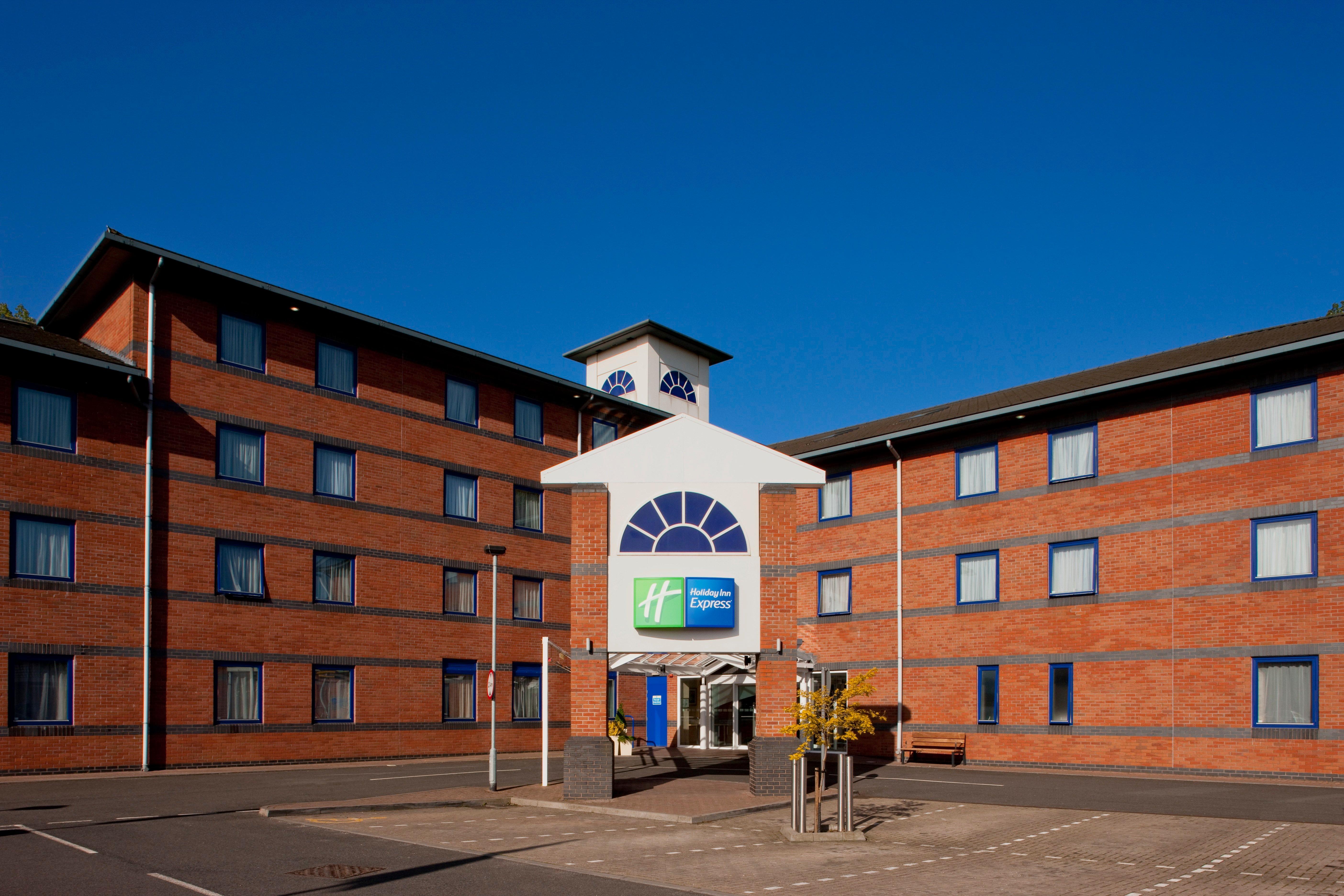 Holiday Inn Express Droitwich Spa By Ihg Экстерьер фото