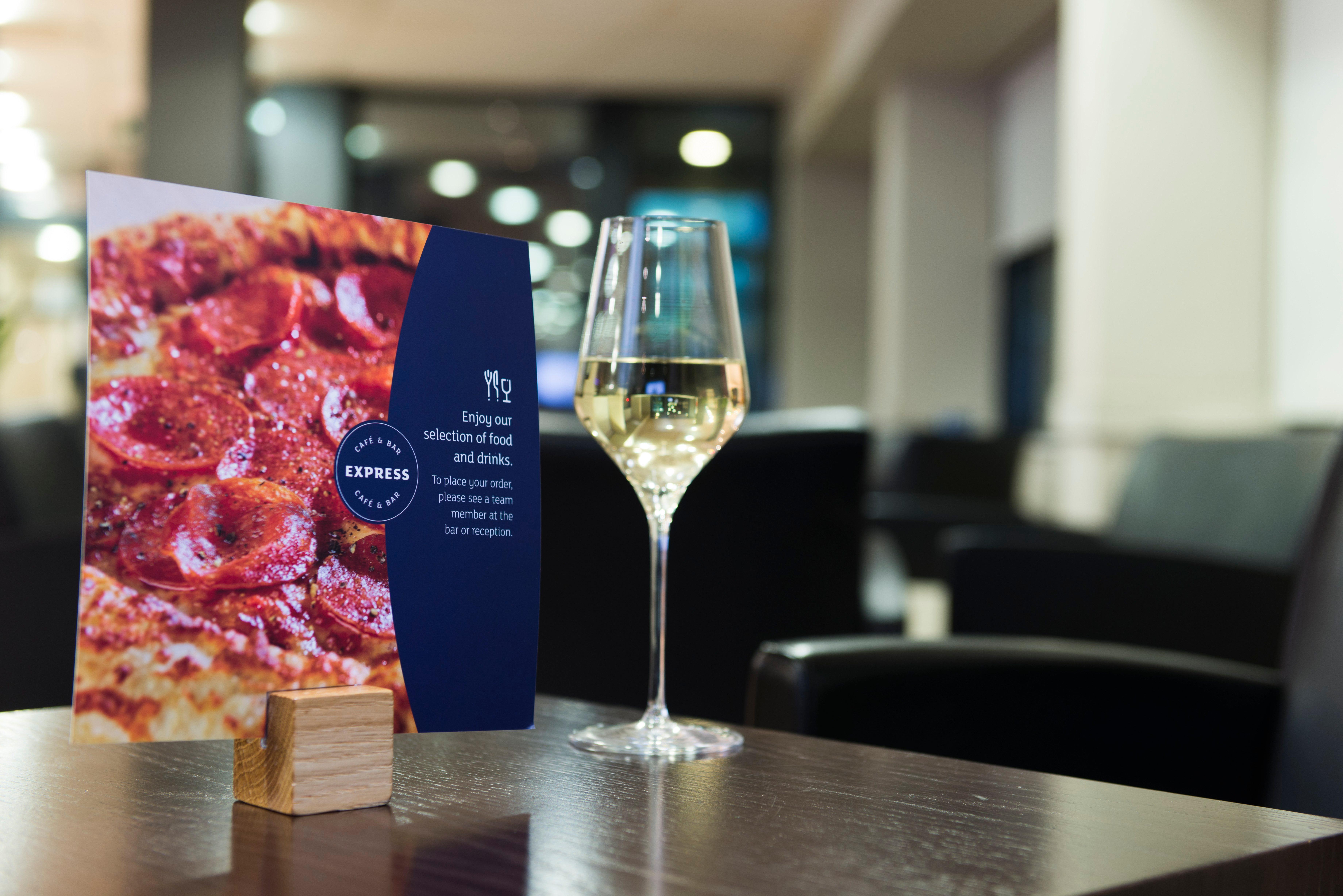 Holiday Inn Express Droitwich Spa By Ihg Экстерьер фото