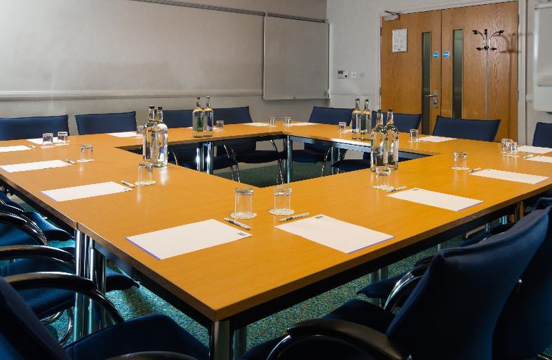 Holiday Inn Express Droitwich Spa By Ihg Экстерьер фото